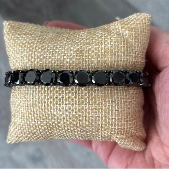 Park Lane Impression Bracelet in Black - Picture 5 of 6